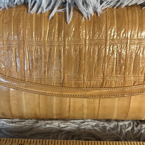 Vintage eel skin clutch with removable strap - Picture 5 of 9